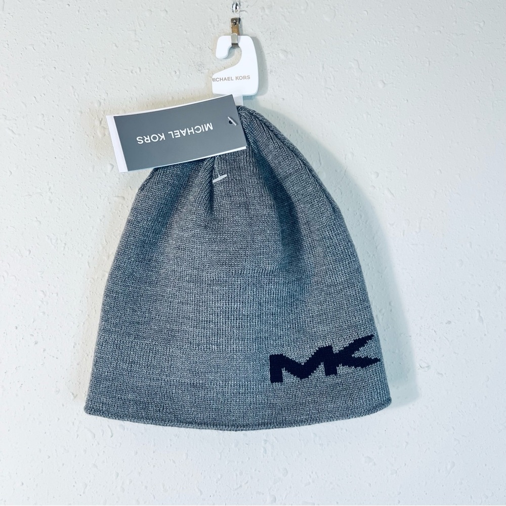 Michael Kors Reversible Knit Logo Unisex Grey Black Beanie OS NWT